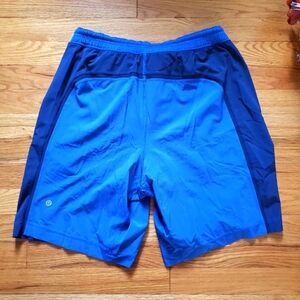 Lululemon Men's T.H.E. Lined 9" Blue Shorts Medium Zip Pocket/ Pockets